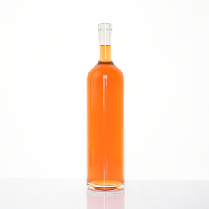 Wholesale Matte Black Gin Bottle 1000Ml Glass Bottle Cork Gin Bottles Engraved